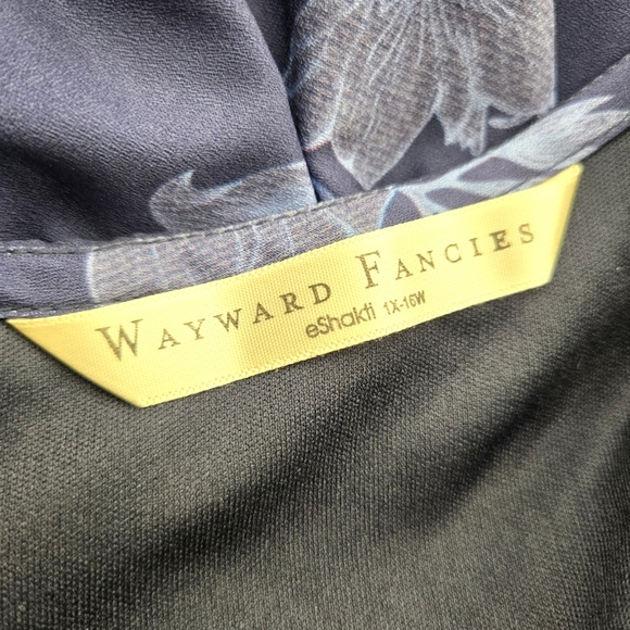 Beautiful Dress - Picture 10 of 11